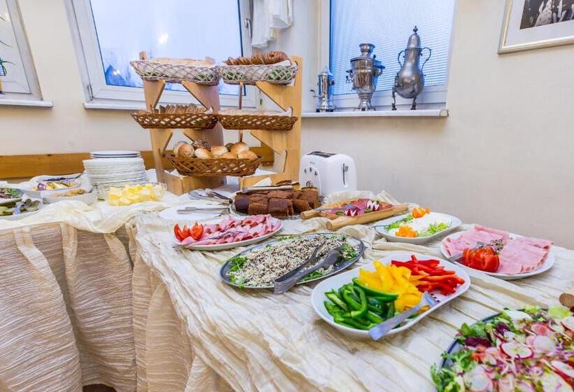 בית מלון כפרי Willa Carlton