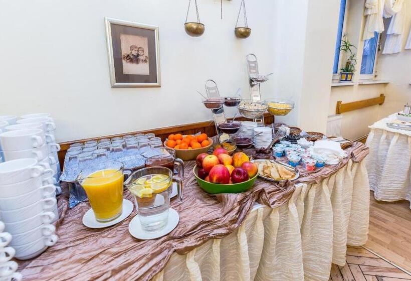 בית מלון כפרי Willa Carlton