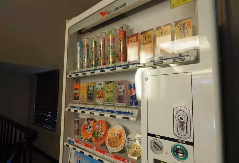 Young Soarlan Hotel Tainan