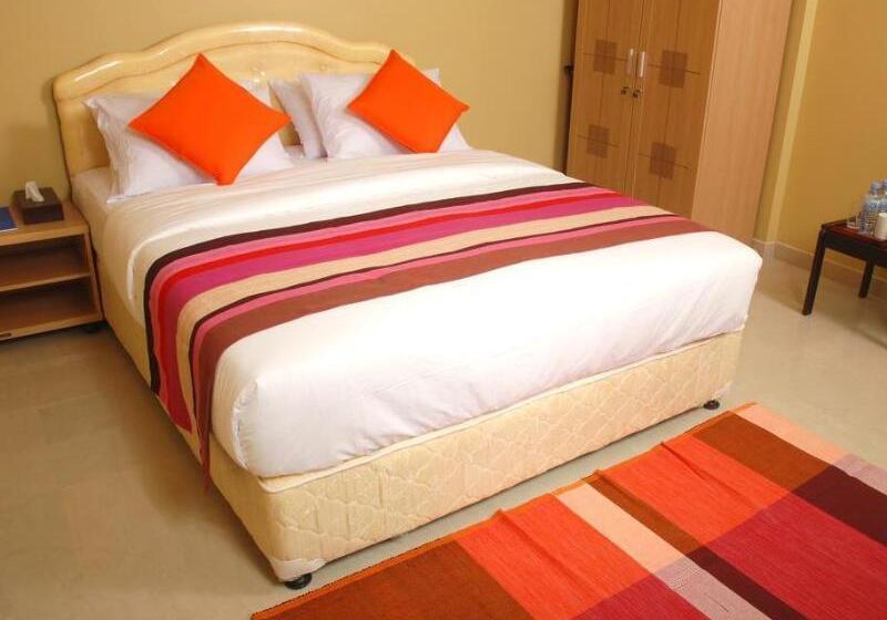 پانسیون House Clover