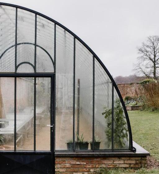 تختخواب و صبحانه La Cabane Du Potager   Ferme De Linciaux