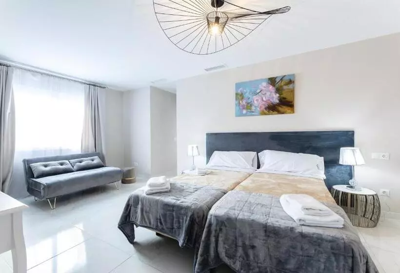 ホテル Residencia Deportiva Rozarossa