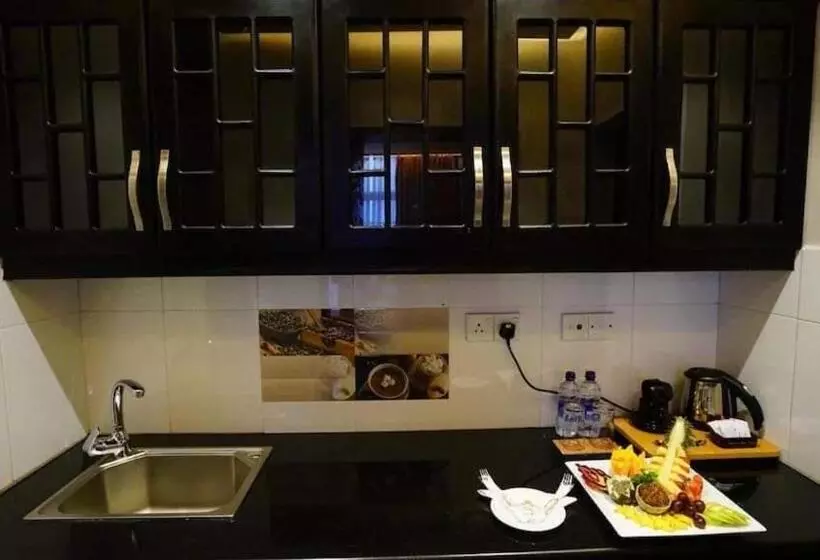 ホテル Victoria Court Suites