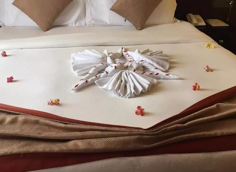 ホテル Victoria Court Suites