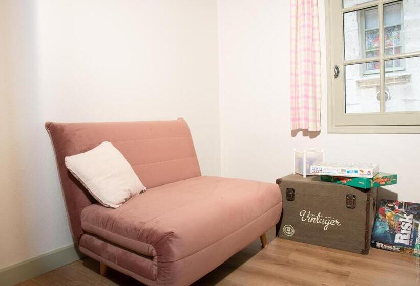 مبيت وإفطار La Little Maison