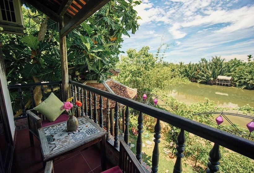 هتل Art Museum Villa Hoi An