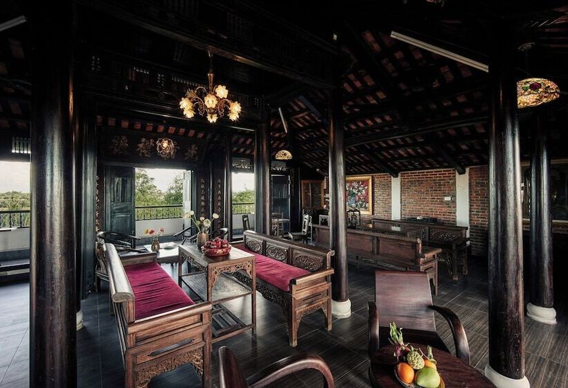 هتل Art Museum Villa Hoi An