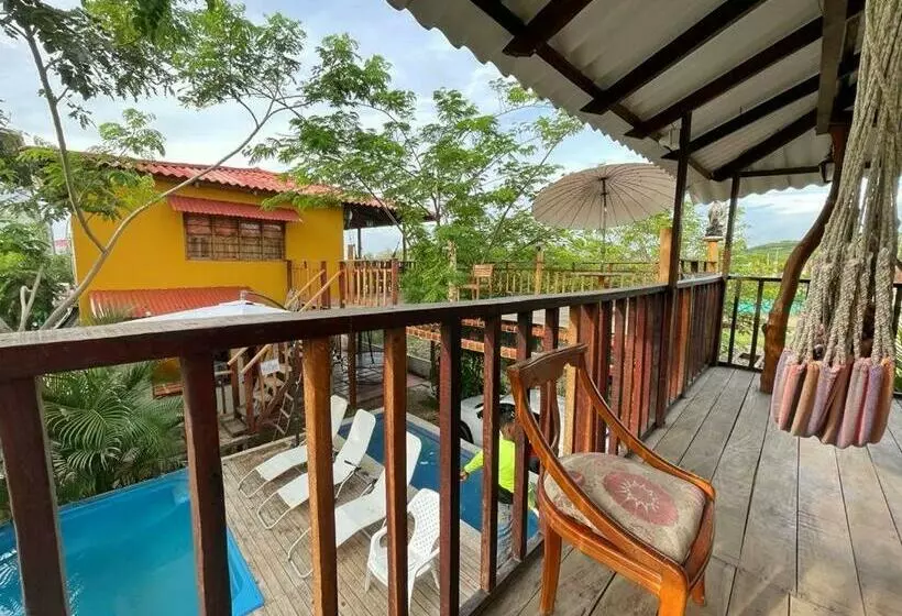ペンション Amplia Habitación Familiar Con Aire Y Baño Privado En Cabaña Caminito   4 A 6 Personas