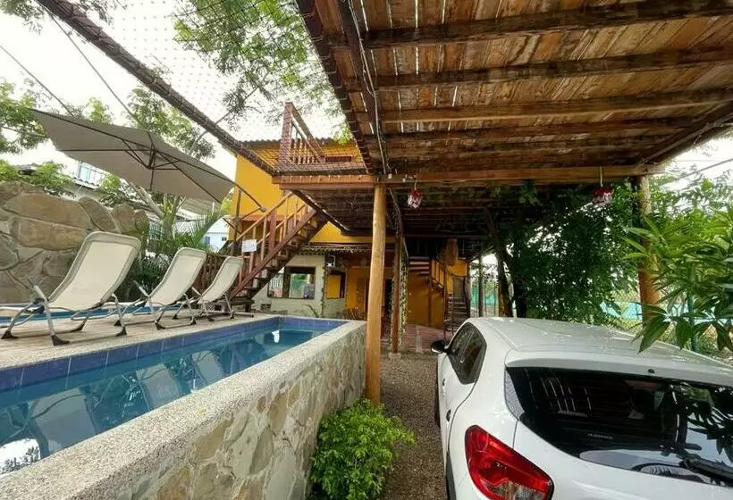 ペンション Amplia Habitación Familiar Con Aire Y Baño Privado En Cabaña Caminito   4 A 6 Personas