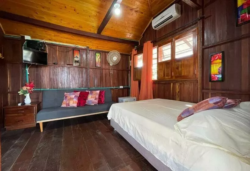 ペンション Amplia Habitación Familiar Con Aire Y Baño Privado En Cabaña Caminito   4 A 6 Personas
