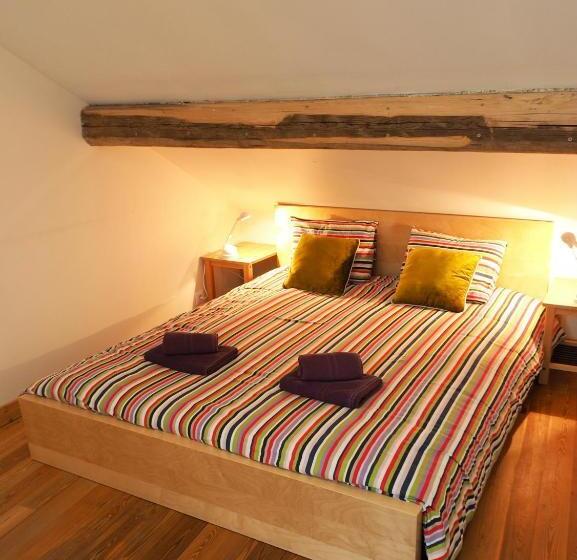 تختخواب و صبحانه Chalet D Hôtes Auris