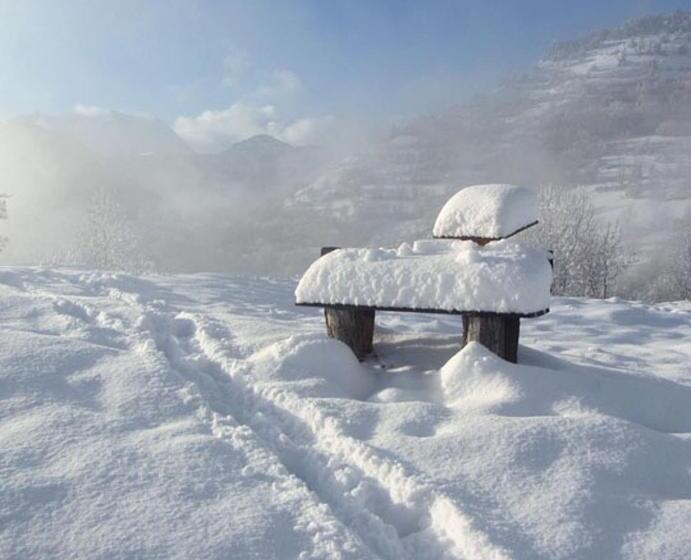 تختخواب و صبحانه Chalet D Hôtes Auris