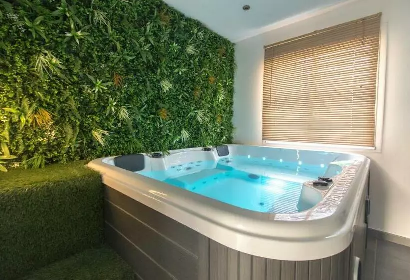 ベッドアンドブレックファースト Chambre D Hôtes Jardin D Eden