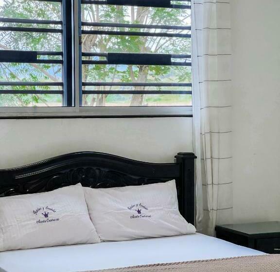 Отель Acosta Castro