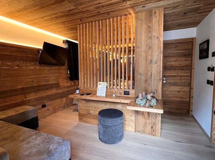 בית מלון כפרי Chalet Queen