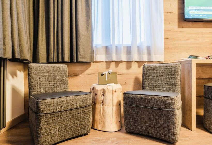 בית מלון כפרי Chalet Queen