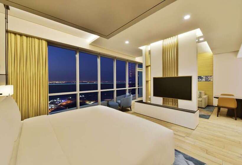 هتل Hilton Bahrain