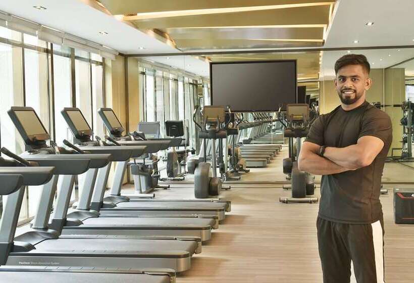 هتل Hilton Bahrain