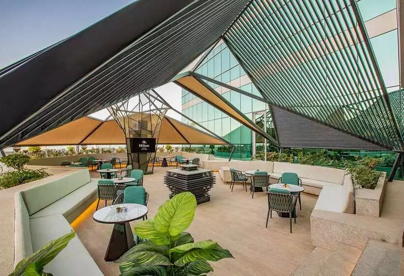 هتل Hilton Bahrain