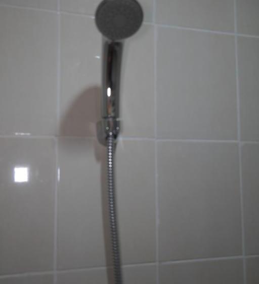 Otel Reddoorz Near Mall Ratu Indah 3