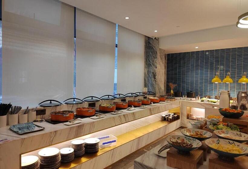 Atour Hotel Shengzhou