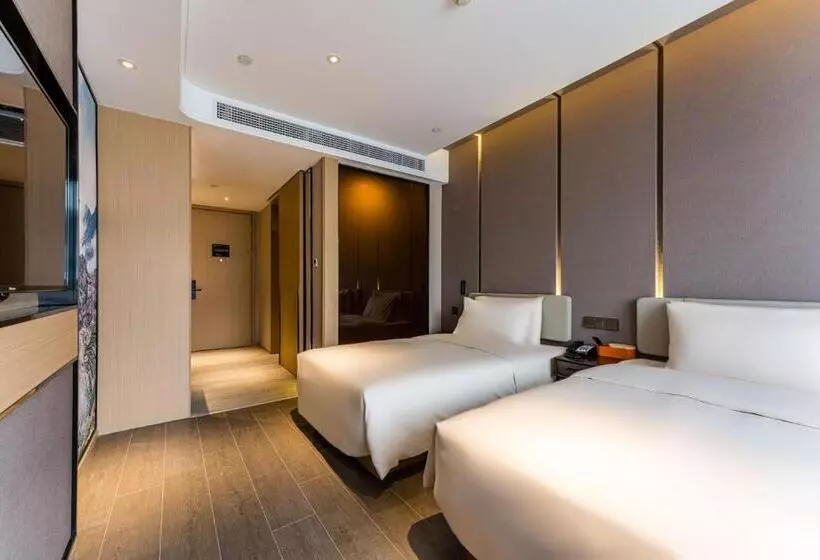 Atour Hotel Shengzhou