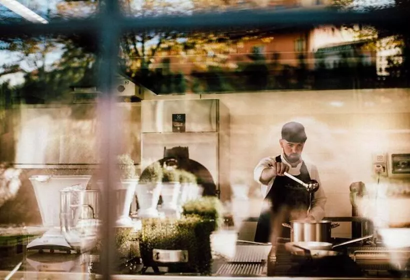 Hotelli Dimora Storica Giorni Resort & Spa