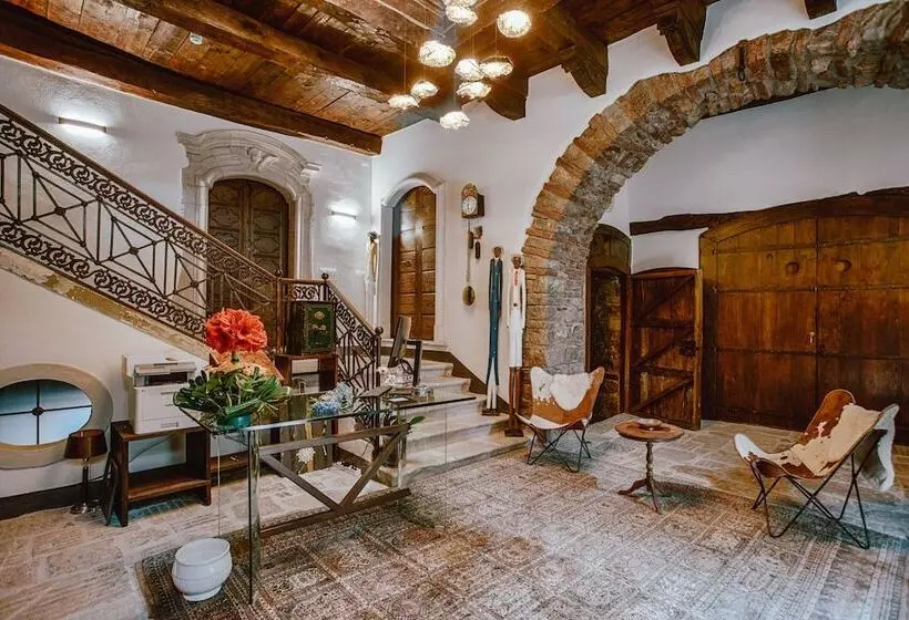 Hotelli Dimora Storica Giorni Resort & Spa