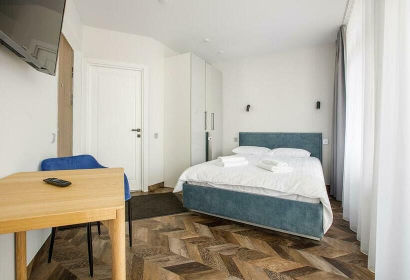 هتل Seaside Central