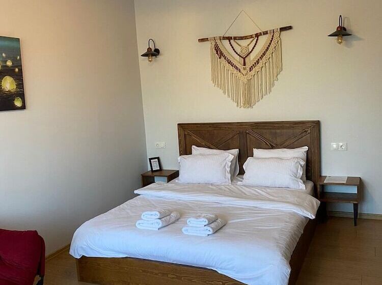 Moya Urla Butik Otel