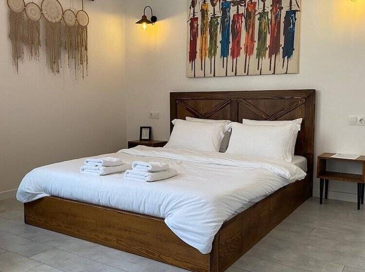 Moya Urla Butik Otel