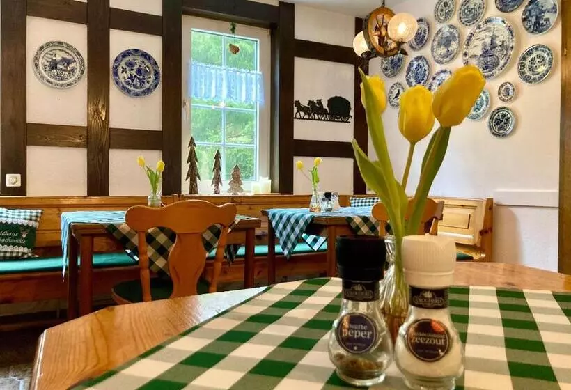 هتل Waldhaus Wolfsbachmühle