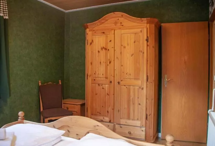هتل Waldhaus Wolfsbachmühle