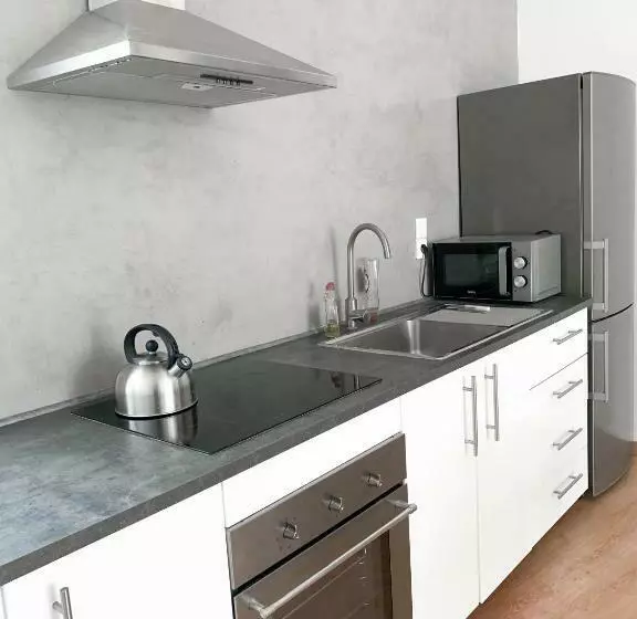 ユースホステル Atelier 3