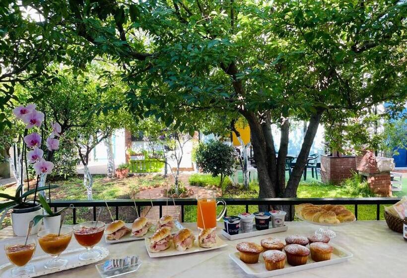 Alemar Bed & Breakfast