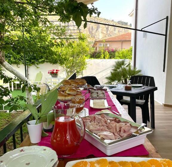 Alemar Bed & Breakfast