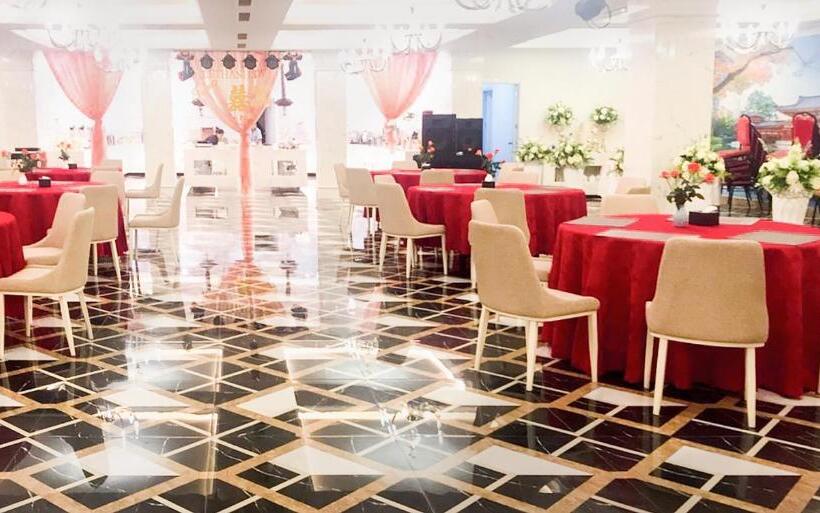 هتل Canh Hung Palace