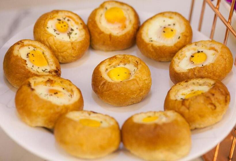 هتل Canh Hung Palace