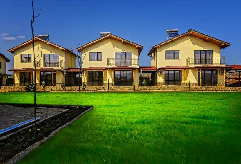 پانسیون Alex Village