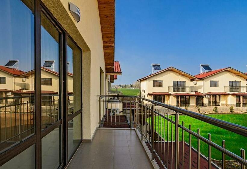 پانسیون Alex Village