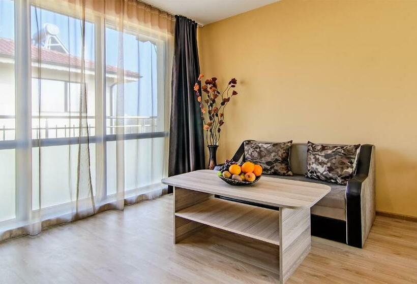 پانسیون Alex Village