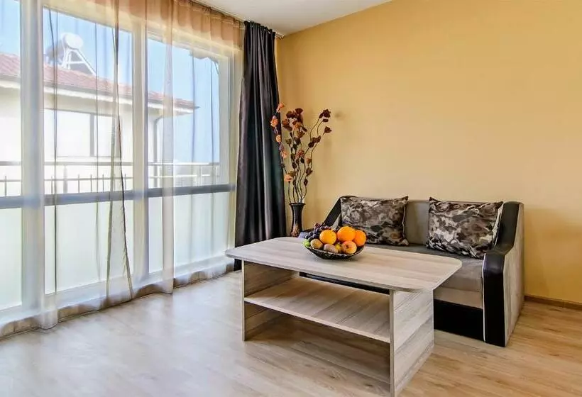 ペンション Alex Village