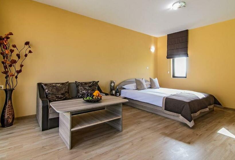 پانسیون Alex Village