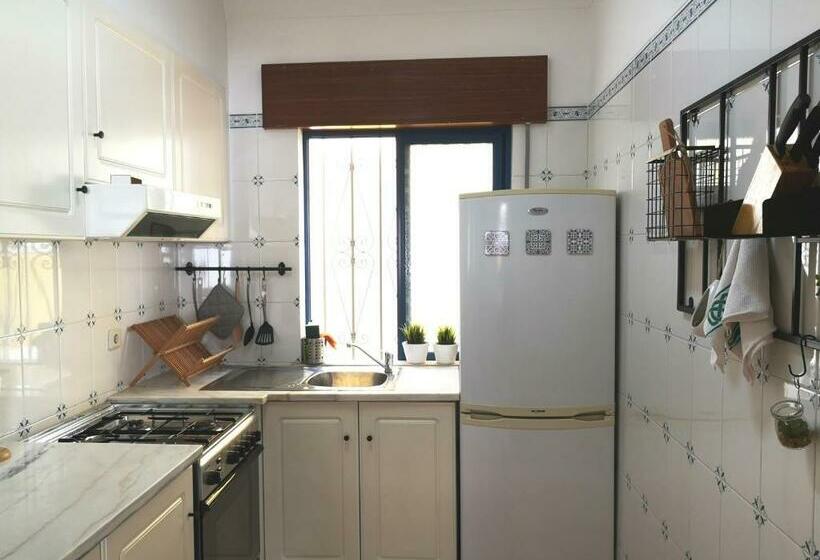 بنسيون Kintsugi Downtown Lagos