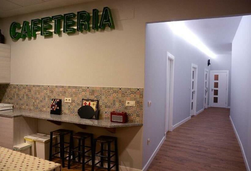 هاستل A Conserveira