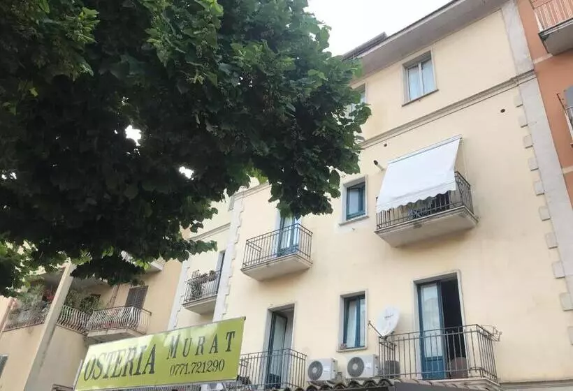 تختخواب و صبحانه Appio Claudio Tre