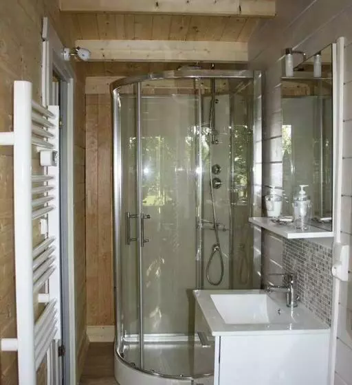 ベッドアンドブレックファースト Chambres D Hôtes La Landrière