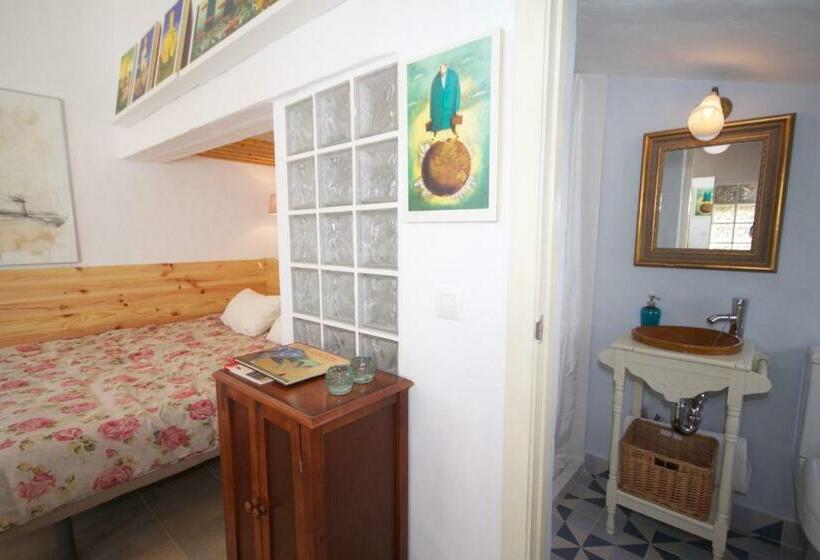 住宿加早餐 La Alhucema