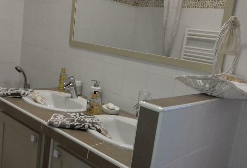 ベッドアンドブレックファースト La Mathilde