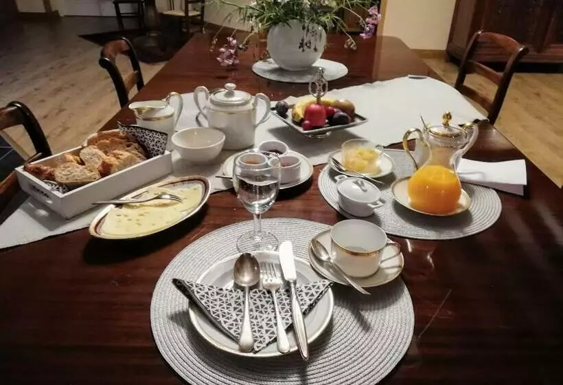 ベッドアンドブレックファースト Le Domaine Des Platanes